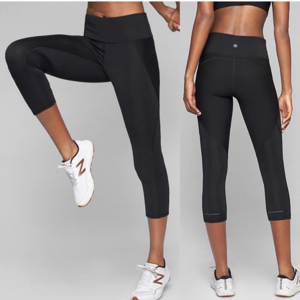 Athleta Stealth Capri Tight Leggings Workout